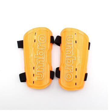 formula 1 qiymeti: Futbol üçün ayaq qoruyucusu "Umbro". Metrolara və şəhərdaxili — 3