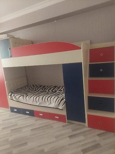 alt ust kravat: Aynur 2 💃 2 mərtəbəli Krafat satilir yanlarda ve asagida daxillari — 1