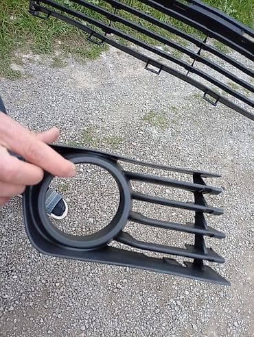 Avtomobil üçün ön bamperin duman işığı üçün aşağı hava barmaqlığı (sol at lalafo.az Avtomobil üçün ön bamperin duman işığı üçün aşağı hava barmaqlığı (sol