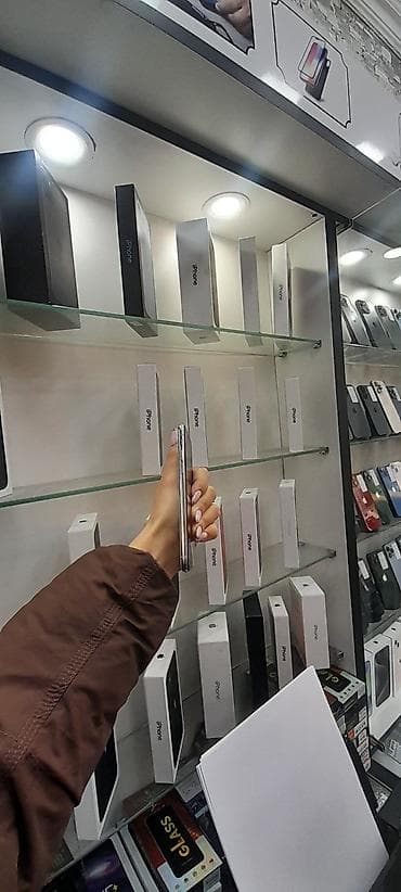 qiriq telefon: IPhone X, 64 GB, Gümüşü, Kredit — 3