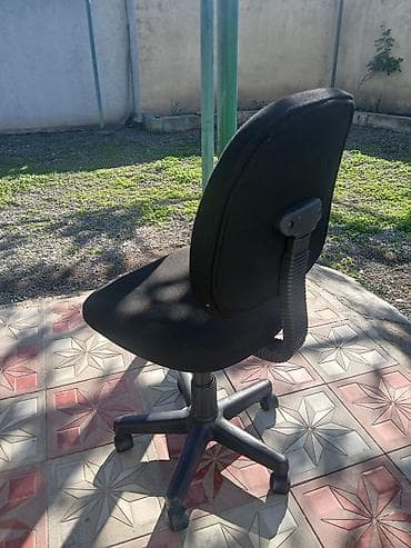 mebel qonaq: Qara rəngli ofis/kompüter oturacağı - Yumşaq parça üzlü oturacaq və — 2