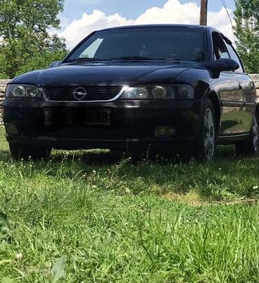 Коммерческий транспорт: Opel Vectra: 1.6 л | 1996 г. 380000 км Седан — 2