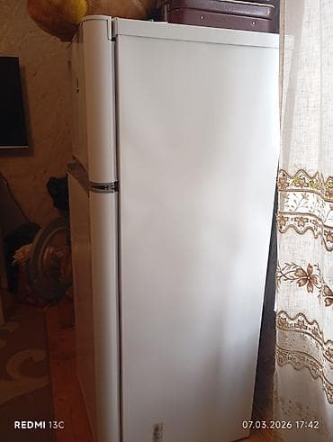 sim sim azercell: 2 qapılı Indesit Soyuducu Satılır, rəng - Ağ — 2