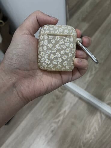 PULLBEAR airpods kabro