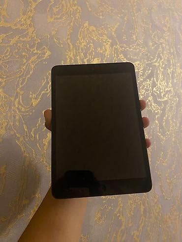 mini tablet: Apple iPad mini (qara/space gray) - 7.9 düym ekran, kompakt və yüngül — 2