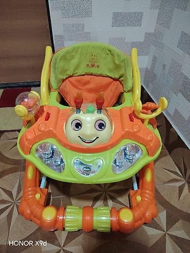 Uşaq gəzdirəci (walker) – rəngarəng və funksional model - Parlaq