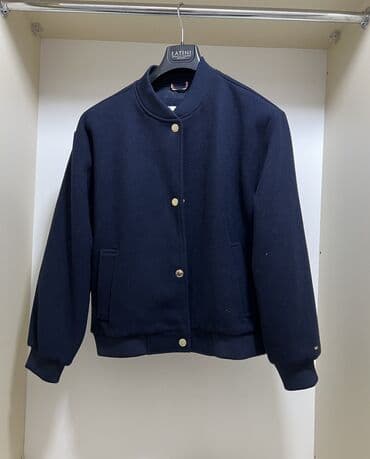 fosfor kurtka: Tommy Hilfiger
Yeni kimi!
L-XL ölçü — 1