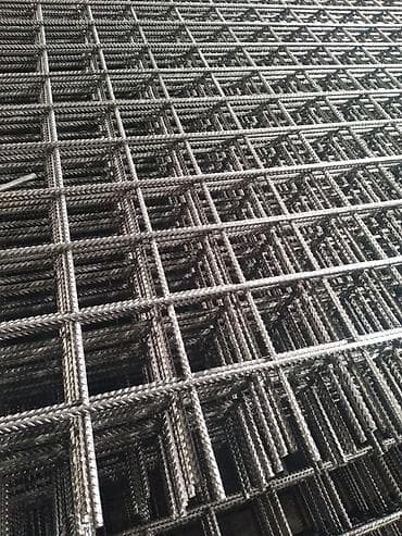 tor setka: Məhsul: Məftil tor hasar (chain-link) rulonları Təsvir: - Material — 9