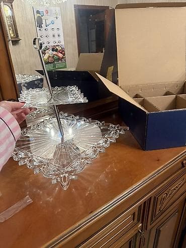 das pec: Tort və şiriniyyat qabı, Şüşə — 3