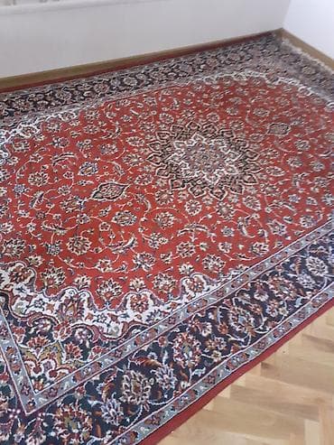 xalç: Xalça – klassik şərq naxışlı, böyük ölçülü döşəmə xalçası - Üst rəng — 3