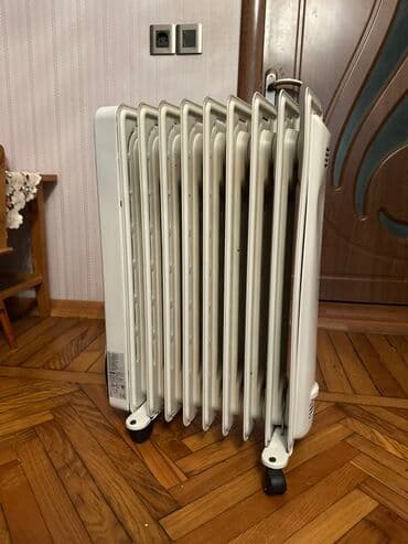 hava ufuren: Yağ radiatoru, Delonghi — 2