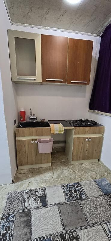 Bayilda akpende 2 otaqli ev oxlanlara kiraye verlir aylixi 300 manat