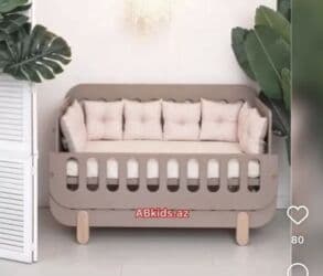 soya mumu: Yüksək keyfiyyətli, müasir dizaynlı taxta beşik satılır. Təmiz — 1