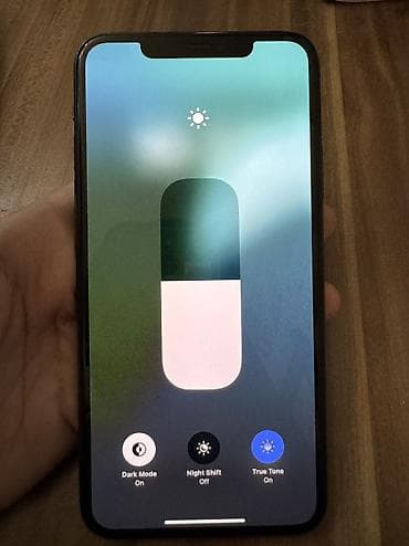 galaxy note 10: IPhone 11 Pro Max, 64 GB, Matte Midnight Green, Face ID — 8