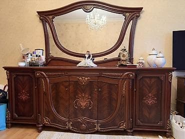 sfaner islenmis: Klassik üslubda böyük güzgülü konsol/bufet - Material: təbii ağac — 1