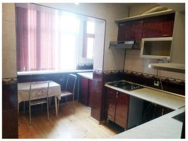 yeni günəşlidə 3 otaqlı ucuz bina evləri: Yeni Günəşli qəsəbəsi V yaşayış sahəsi Bazar Stor marketin (Keçmiş adı — 13