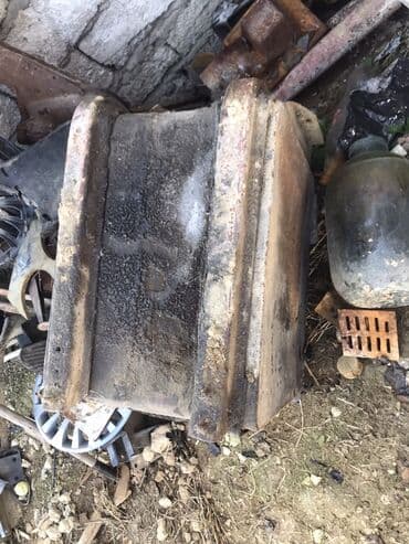 İstehsal avadanlığı: Metal qutu/konteyner korpusu - Material: qalın metal (döküm tipli — 1