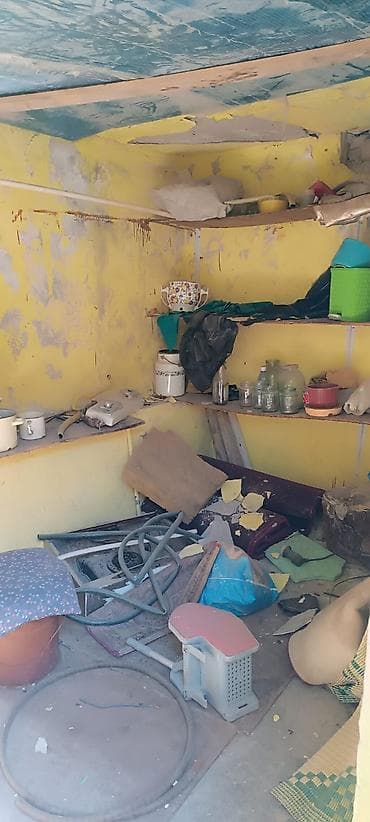 kiraye bine: Tecılı satildigi üçün çox ucuz. verilir balaxanida. 69 məktəbin tam — 4