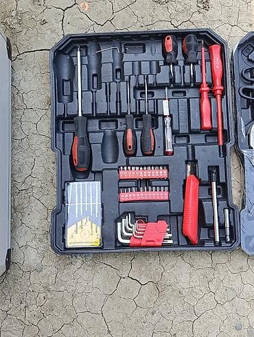 yanmış peyin: Universal alət dəsti – çoxseqmentli, daşımalı çamadan Tərkib — 2