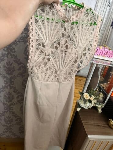 midi karandaş qadın ətəkləri: Zərif qadın geyimləri dəsti – 3 fərqli paltar 1) Qara‑bej qrafik — 2