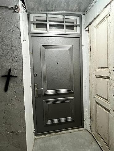 kovralit satisi: Mənzil üçün İşlənmiş Giriş qapısı Glazok ilə, Ünvandan götürmə — 1