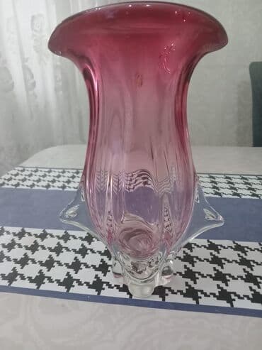 Bir vaza, Bogem şüşəsi