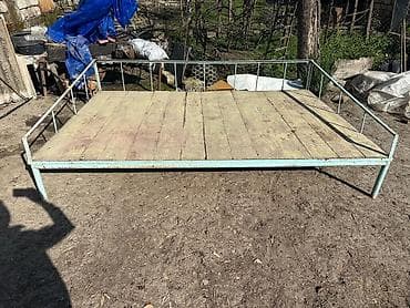 1 tonluq su çəni: Məhsul: Həyətyanı/bağ üçün dəmir çarpayı-taxta skamya Təsvir: - — 1