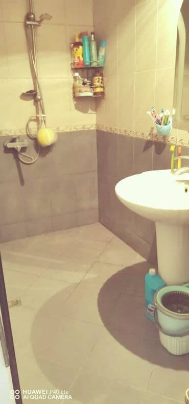 kohne guneslide kiraye evler 2023: Bakı, 4 otaqlı, Köhnə tikili, 100 kv. m — 9