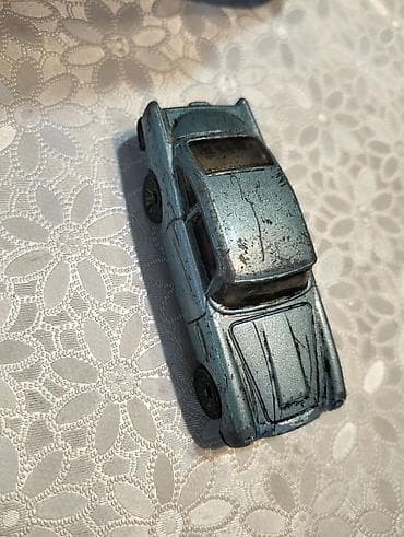 saatlar type 1: Metal oyuncaq maşınlar dəsti - Model növləri: şəhər hetçbeki, klassik — 2