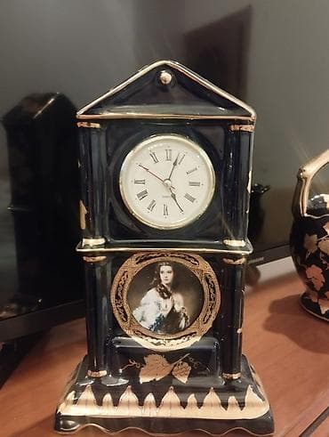 Klassik Saat dəsti, rəng - Qızılı