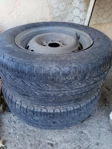 Məhsul: Avtomobil təkərləri və dəmir disklər komplekt . VAZ