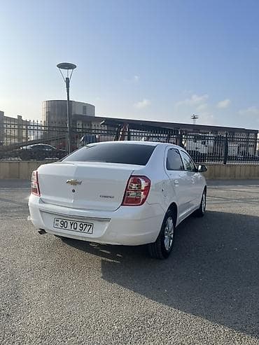 daewoo gentra 2020: Chevrolet Cobalt: 1.5 l | 2025 il 9200 km Sedan — 3