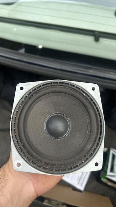 Bmw dinamiki 40w Məhsul: Orijinal BMW/Nokia Audio Electronics ön qapı — 4
