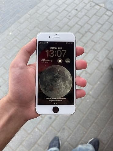 IPhone SE 2020, 64 GB, Ağ, Barmaq izi lalafo.az -da IPhone SE 2020, 64 GB, Ağ, Barmaq izi