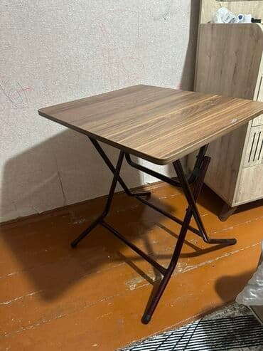 стол для балкона: Балконный стол, Раскладной, Ламинат, Квадратный стол — 1