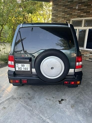 maşın satış: Mitsubishi Pajero iO – 5 qapı, kompakt off-road SUV Xüsusiyyətlər: - — 6