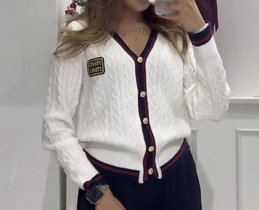 oversize jaket: Miu Miu qadın kardiqanı 65azn alinib 1defe geyinildiyi ucun cox asagi — 1