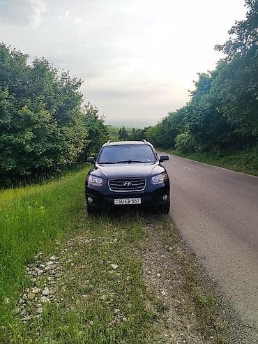 pər: Hyundai Santa Fe – qara rəngli, geniş və rahat krossover. Texniki və — 1