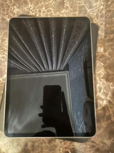 ipad mini ikinci el: İşlənmiş Apple iPad Pro 11 (2022), 13", 256 GB — 2