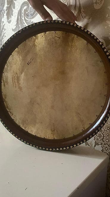 Nəfəs alətləri: Əl nağarası (qaval) – dairəvi çərçivə zərb aləti - Korpus: taxta — 2