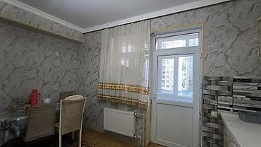 ucarda ev: Bakı, Yasamal, 2 otaqlı, Köhnə tikili, m. İnşaatçılar, 86 kv. m — 3