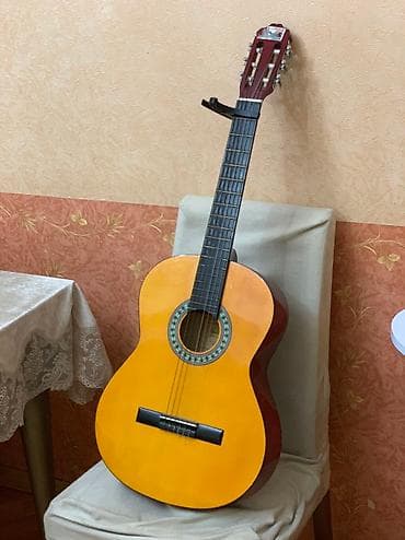 gitara klasik: Klassik gitara, Yamaha, İşlənmiş, Ünvandan götürmə — 2