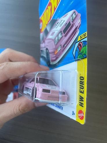 real gitara: Hot Wheels die-cast kolleksiya dəsti - Model 1: Corvette C7 Z06 - — 3