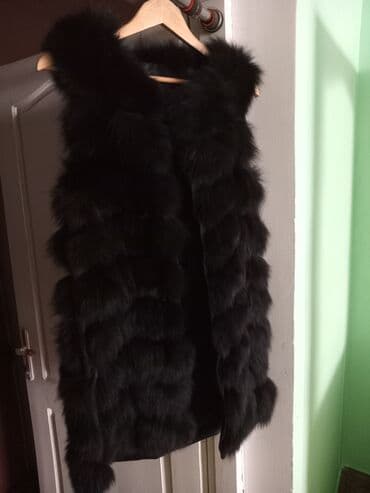 женские шапки из чернобурки: Qadın Xəz Jileti - Rəng: qara - Model: uzun, qol­suz, klassik düz — 2