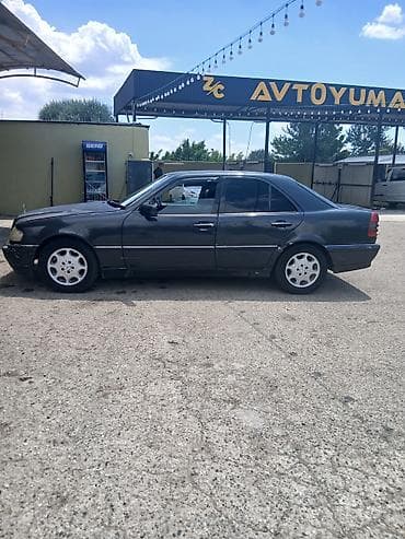 Nəqliyyat: Mercedes-Benz C-Class: 2.2 l | 1997 il Sedan — 4