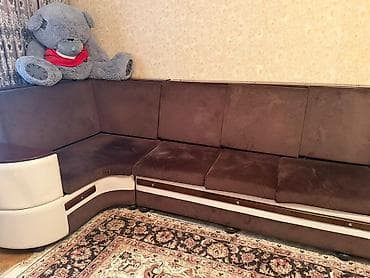 divan alan: Künc divan, Parça — 2