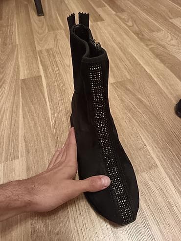 bot ayaqqabı: Həm rahatlıq, həm də fərqli və dəbli görünüş axtaran xanımlar üçün — 3