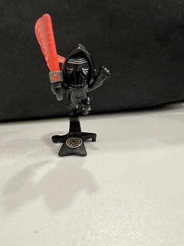 oyuncaq masin satisi: Star wars kinder koleksiyasindan oyuncaqlar biri 3 manatdir — 2