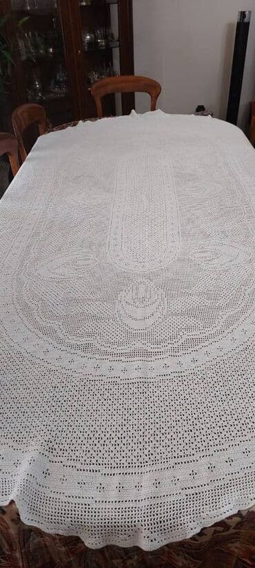 вилюта постельное белье: Б/у Скатерть, Бесплатная доставка — 1