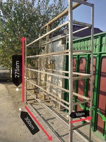 Manekenlər: Metal rəf karkası Ölçülər: - Uzunluq: 300 sm - Hündürlük: 275 sm - — 1